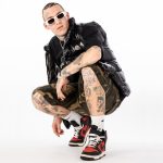 Il celebre tatuatore e rapper Kevin Love, torna con “1000 Sbatti”, in feat. con il madrileno Papi Trujillo