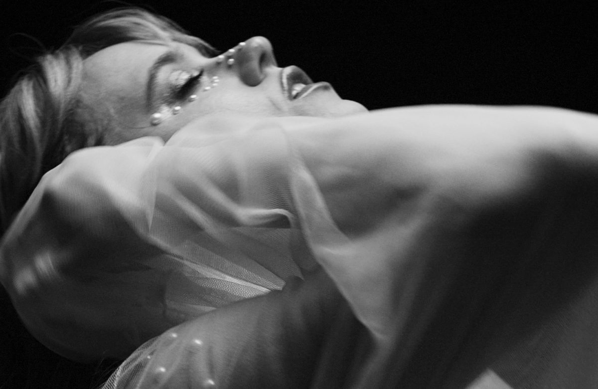 “Echi d’ombra” è il manifesto emotivo di Jey tra tensione lirica e rabbia rap