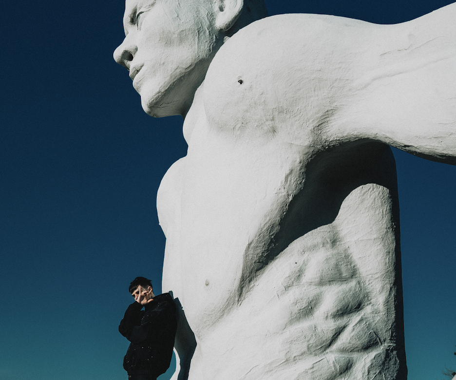 “BORDERLINE” recensione: Shama24k firma il suo progetto più crudo e consapevole